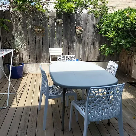 4 Personnes Au Calme Appartement Hyères